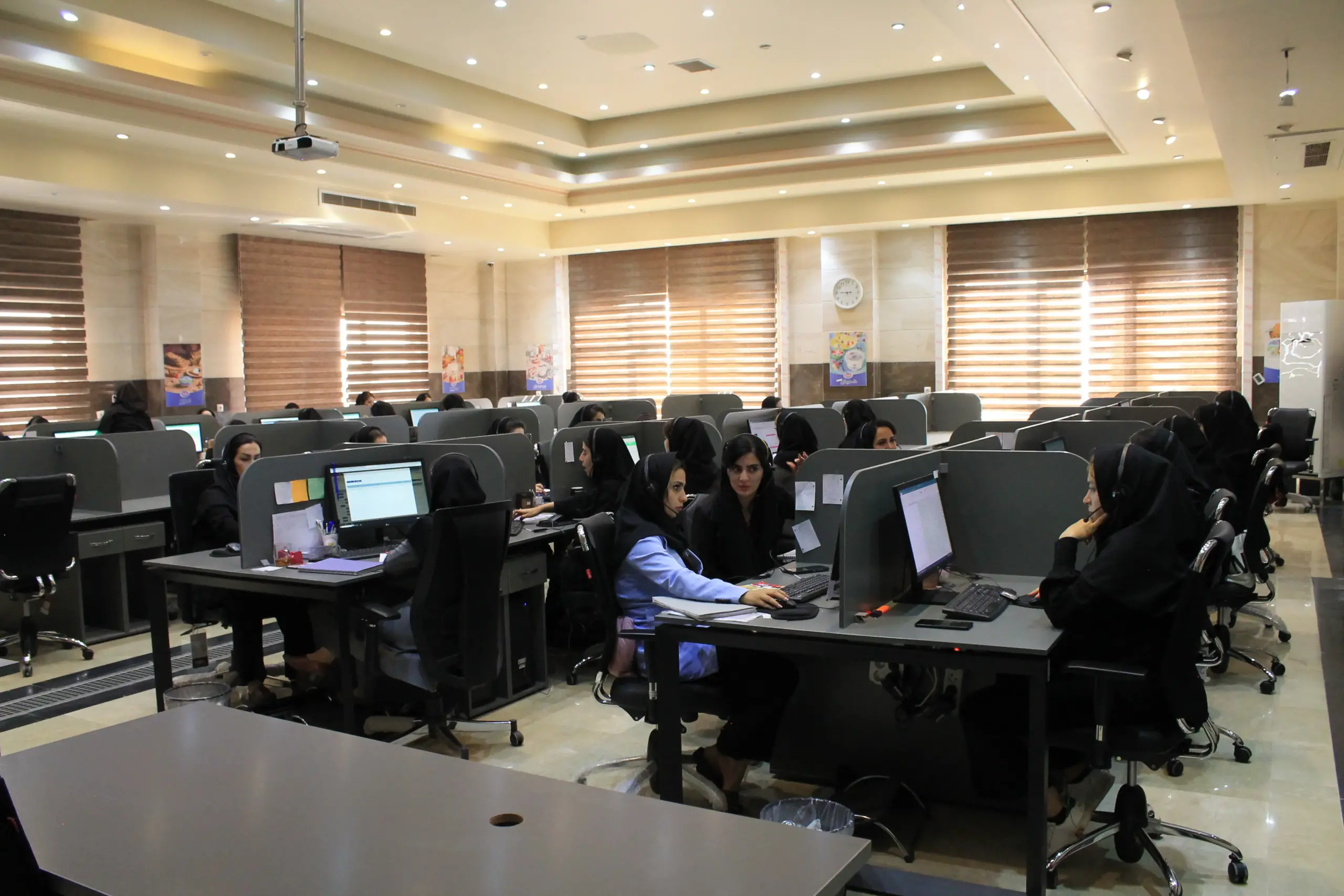 مهارت کارکنان کال سنتر در نگهداشت مشتریان