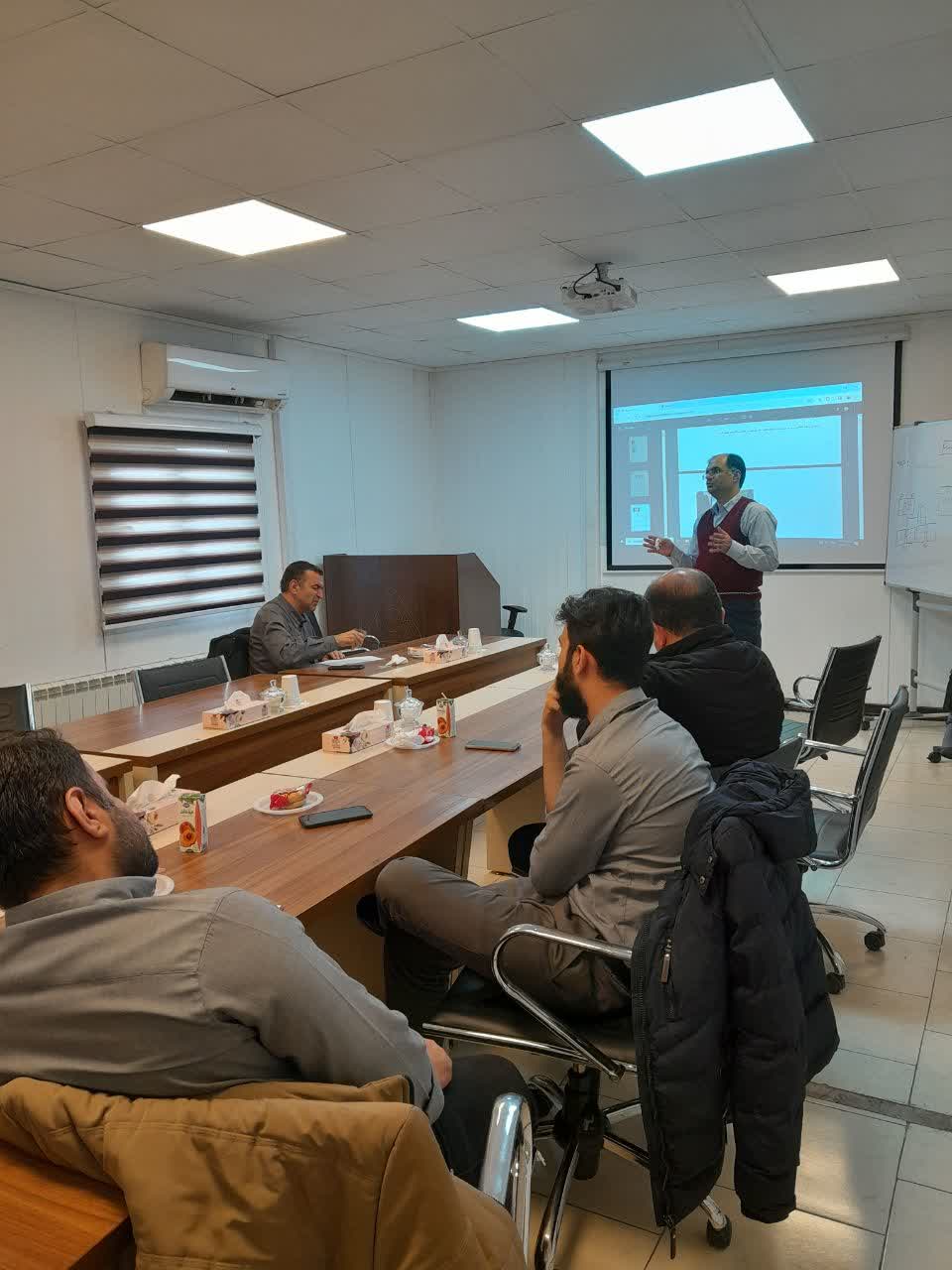 نگهداشت نیروی انسانی