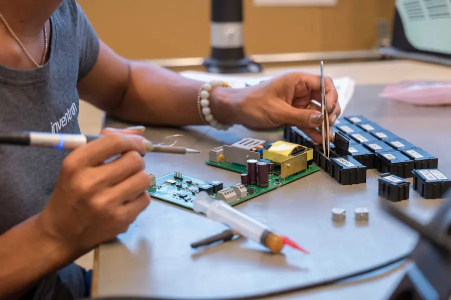 آموزش خدمات پس از فروش تعمیر سریع و رایگان محصولات