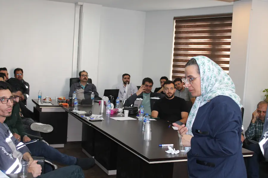 کلاس آموزش کال سنتر امدادی