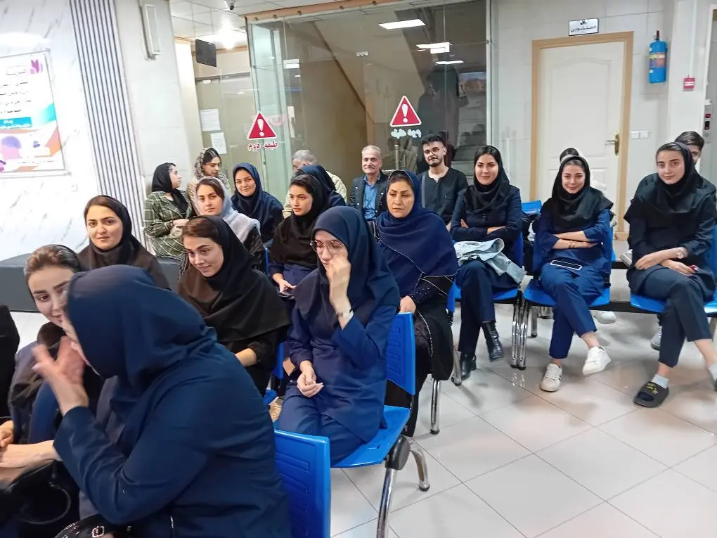 کلاس آموزشی مدریریت ارتباط موثر با بیمار